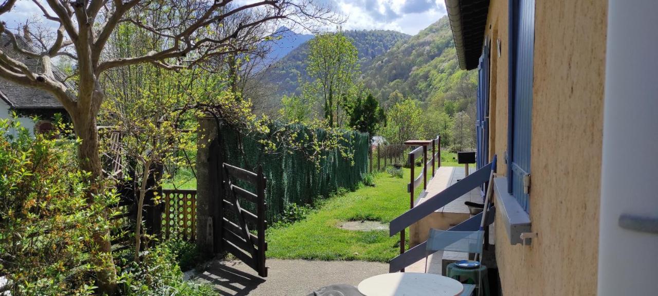 Maison Au Pied De La Montagne Aspet Екстериор снимка