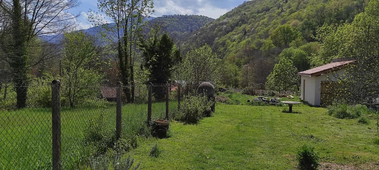 Maison Au Pied De La Montagne Aspet Екстериор снимка