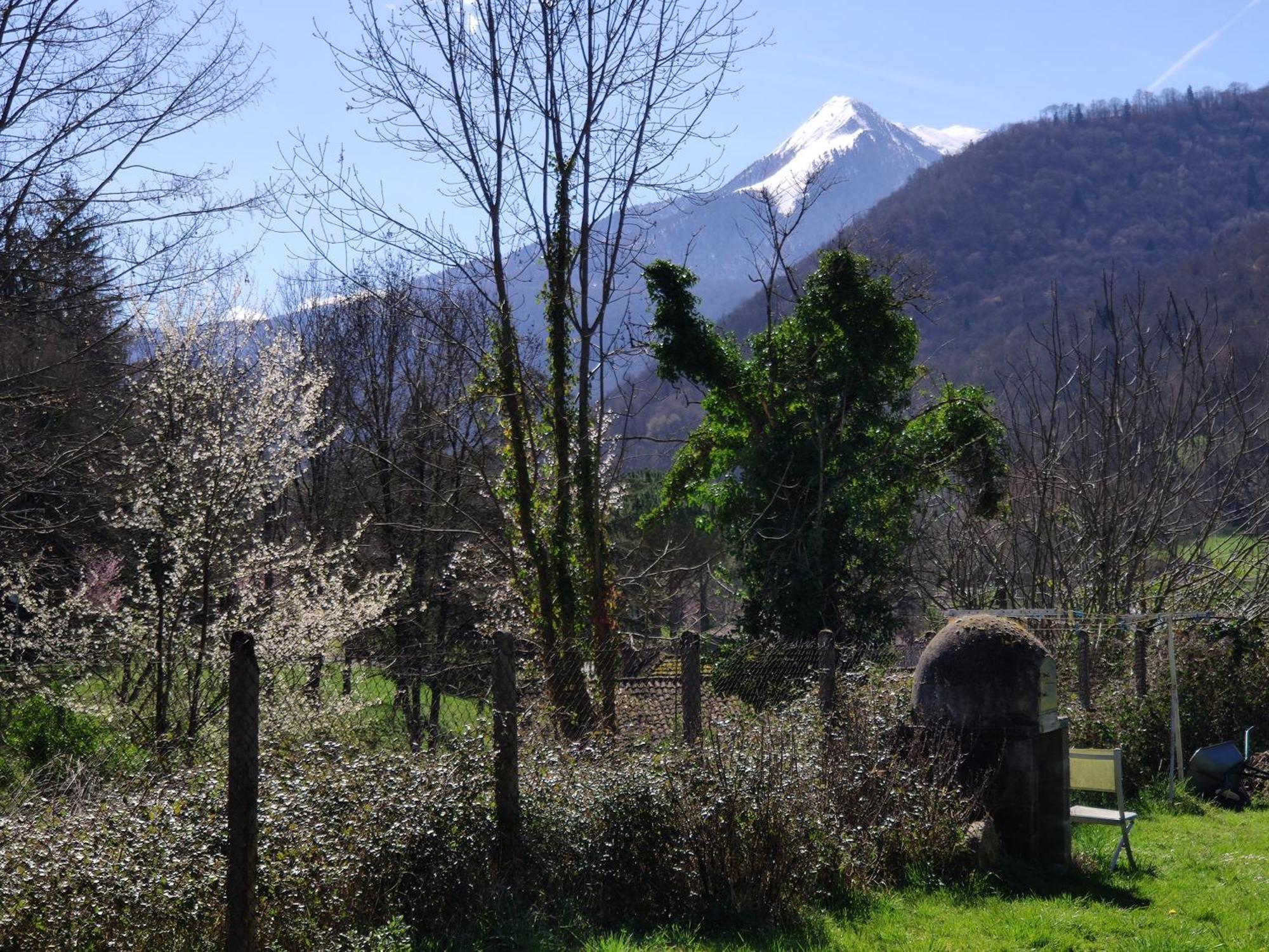 Maison Au Pied De La Montagne Aspet Екстериор снимка
